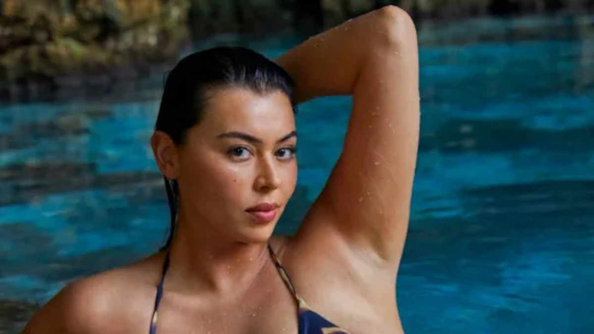 Lauren Chan was photographed by James Macari in the Dominican Republic.